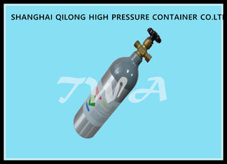Chine cylindre de gaz médical en aluminium de 3.75kg 2L/réservoir d'oxygène portatif fournisseur